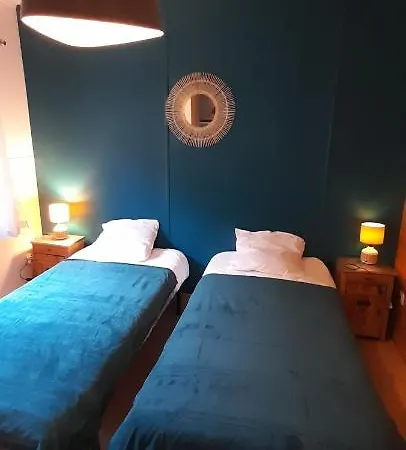 De L'ours Brun, 3 Etoiles Dağ evi Gere-Belesten